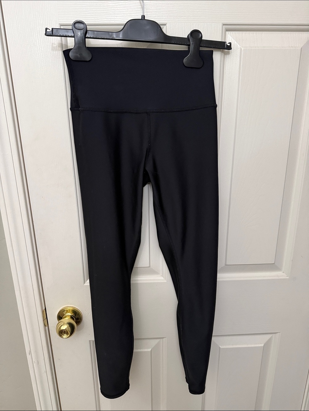 ALO Yoga High-Rise Black Leggings